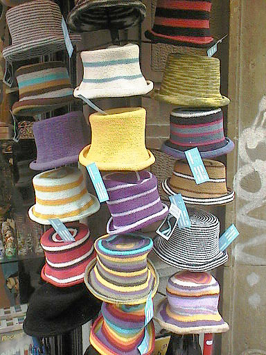 aut_0475_colorfulhatsinstor.jpg 79.0K
